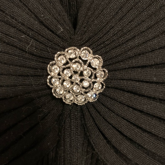 Blouse - Picture 2 of 3